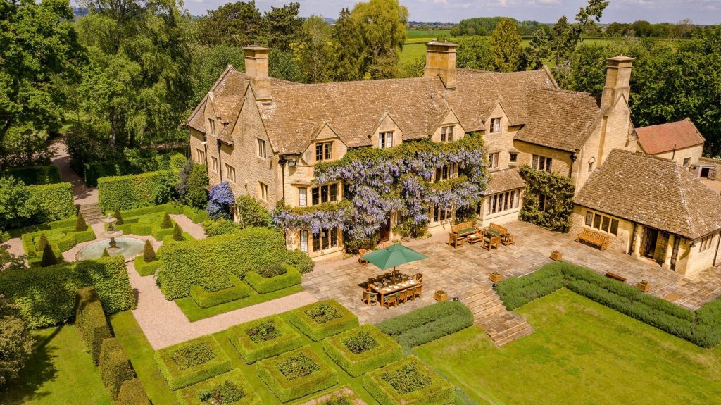 Cotswold Stays Luxury Cosy Homes