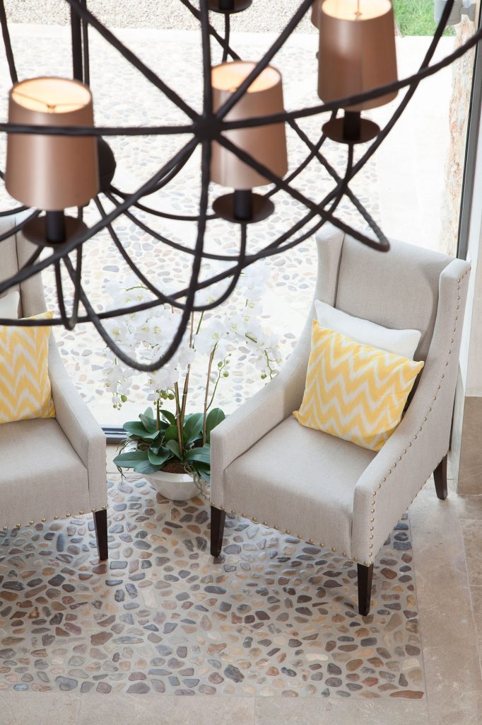 Entrance armchairs
